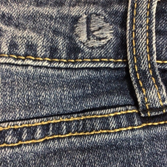 Kensie Jeans Distressed Frayed Blue Denim Shorts - Size 8/29 - Picture 3 of 7